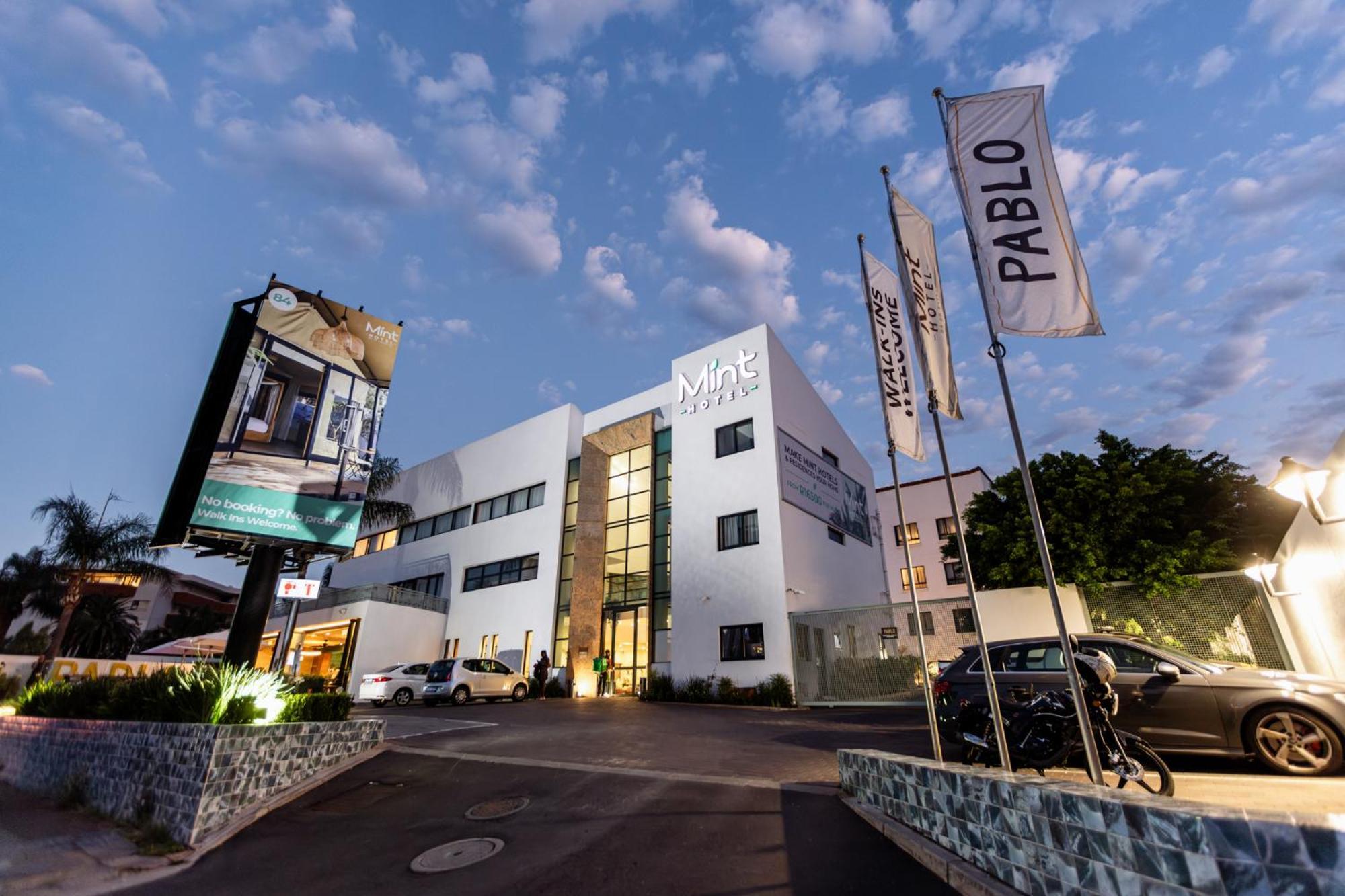Mint Hotel 84 On Katherine Joanesburgo Exterior foto