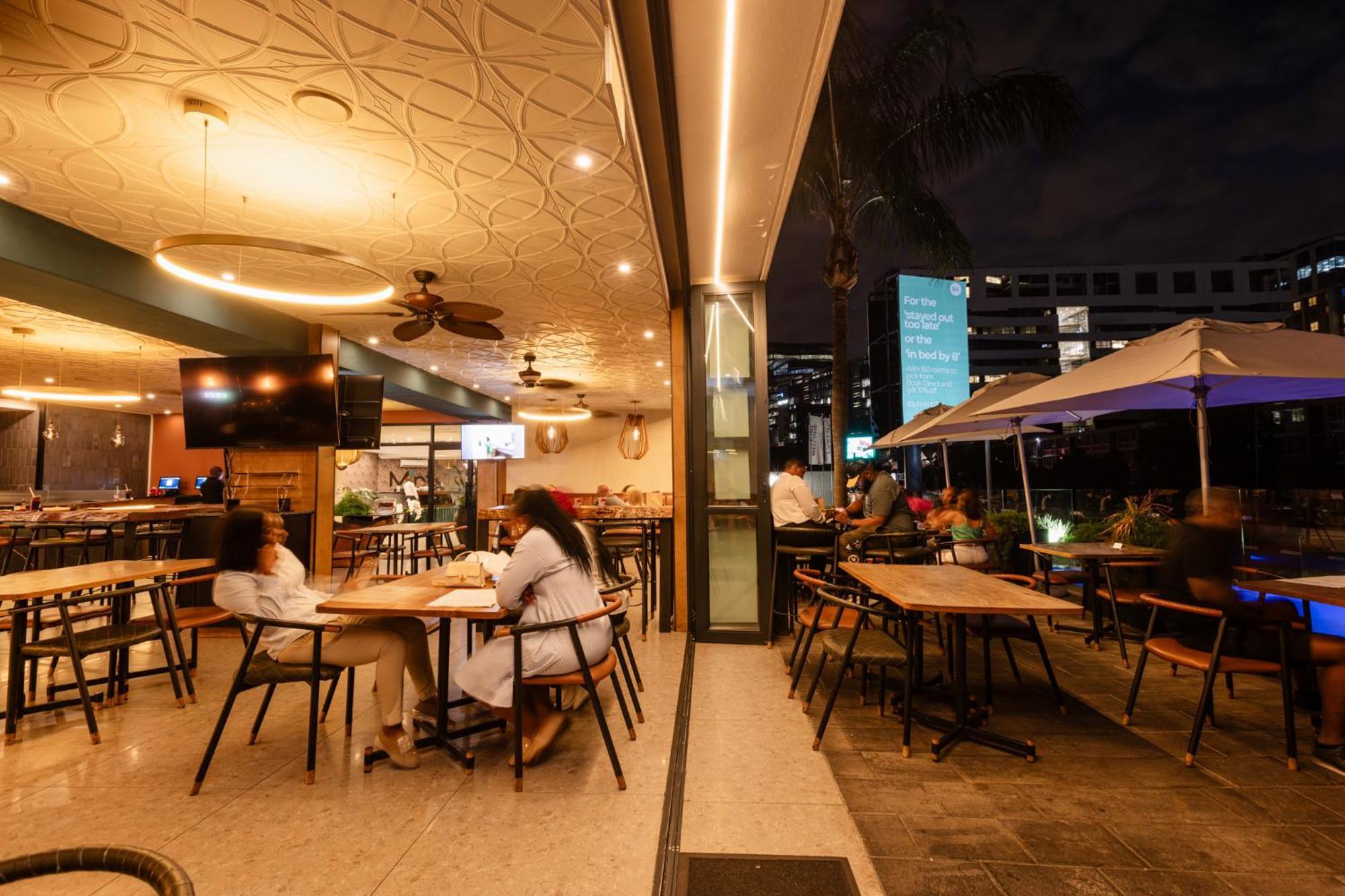 Mint Hotel 84 On Katherine Joanesburgo Exterior foto